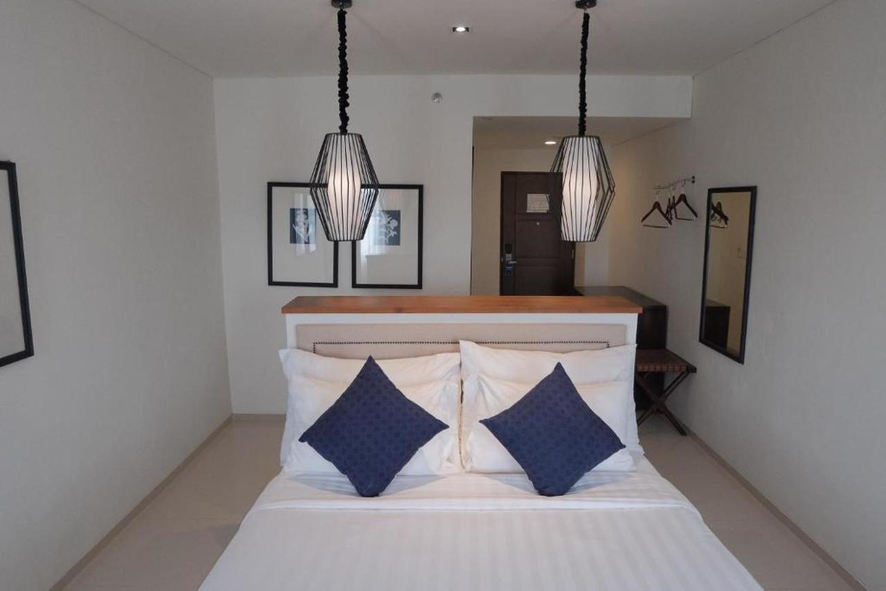M Hotel Sorong Kültér fotó