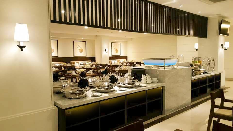 M Hotel Sorong Kültér fotó