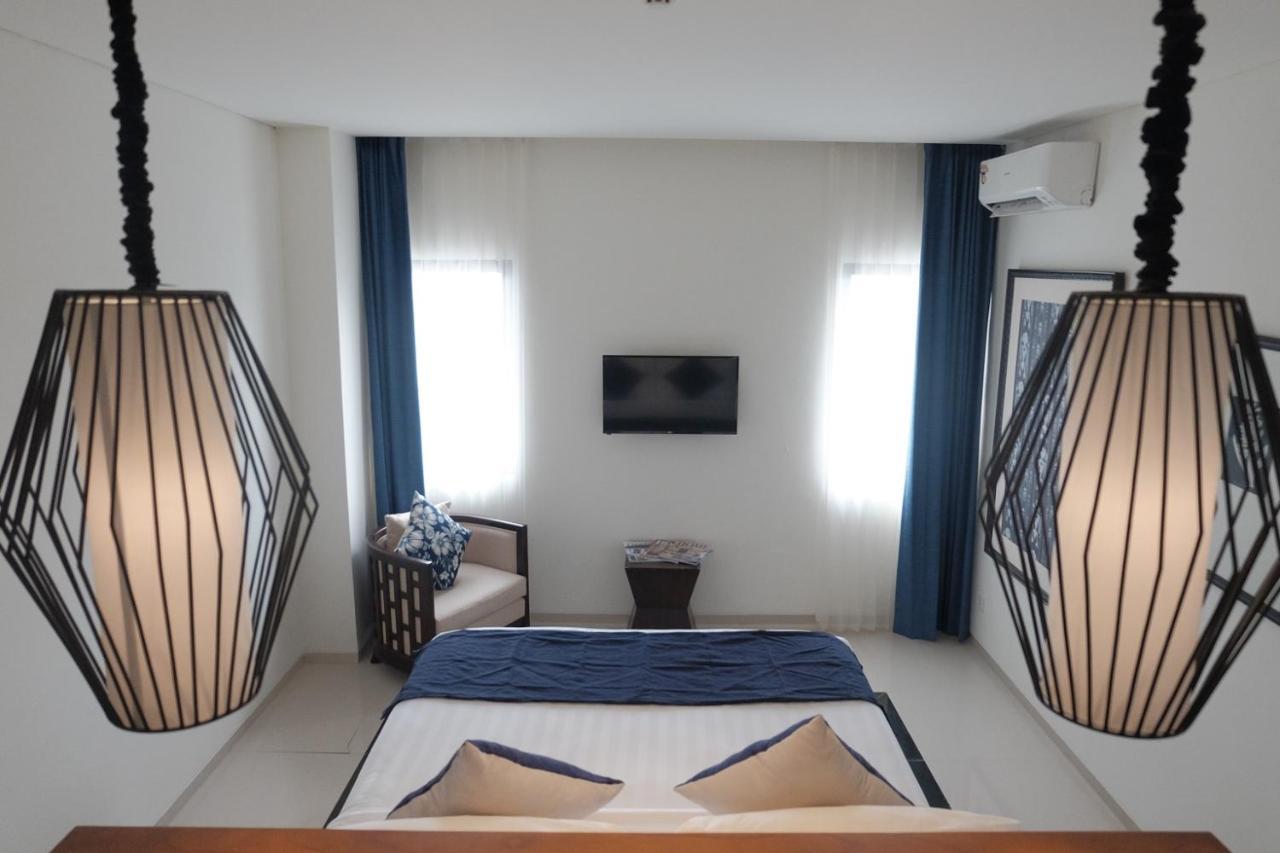 M Hotel Sorong Kültér fotó