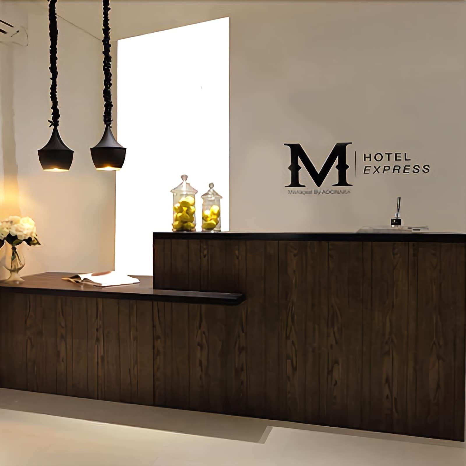 M Hotel Sorong Kültér fotó