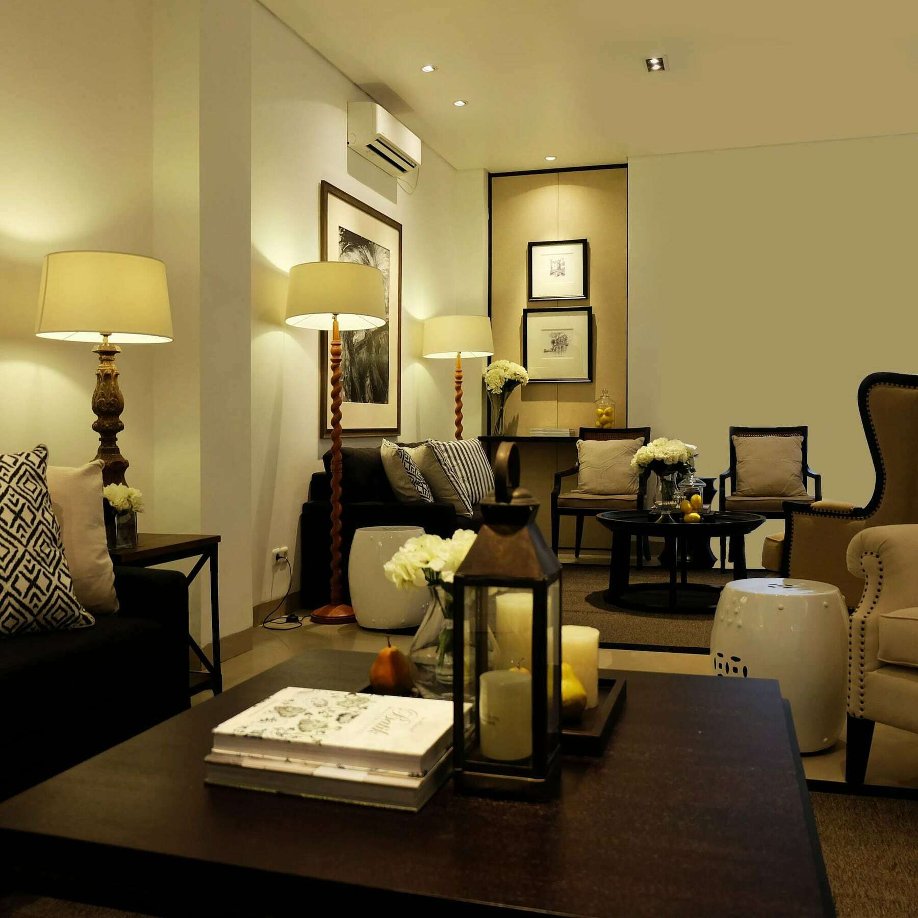 M Hotel Sorong Kültér fotó