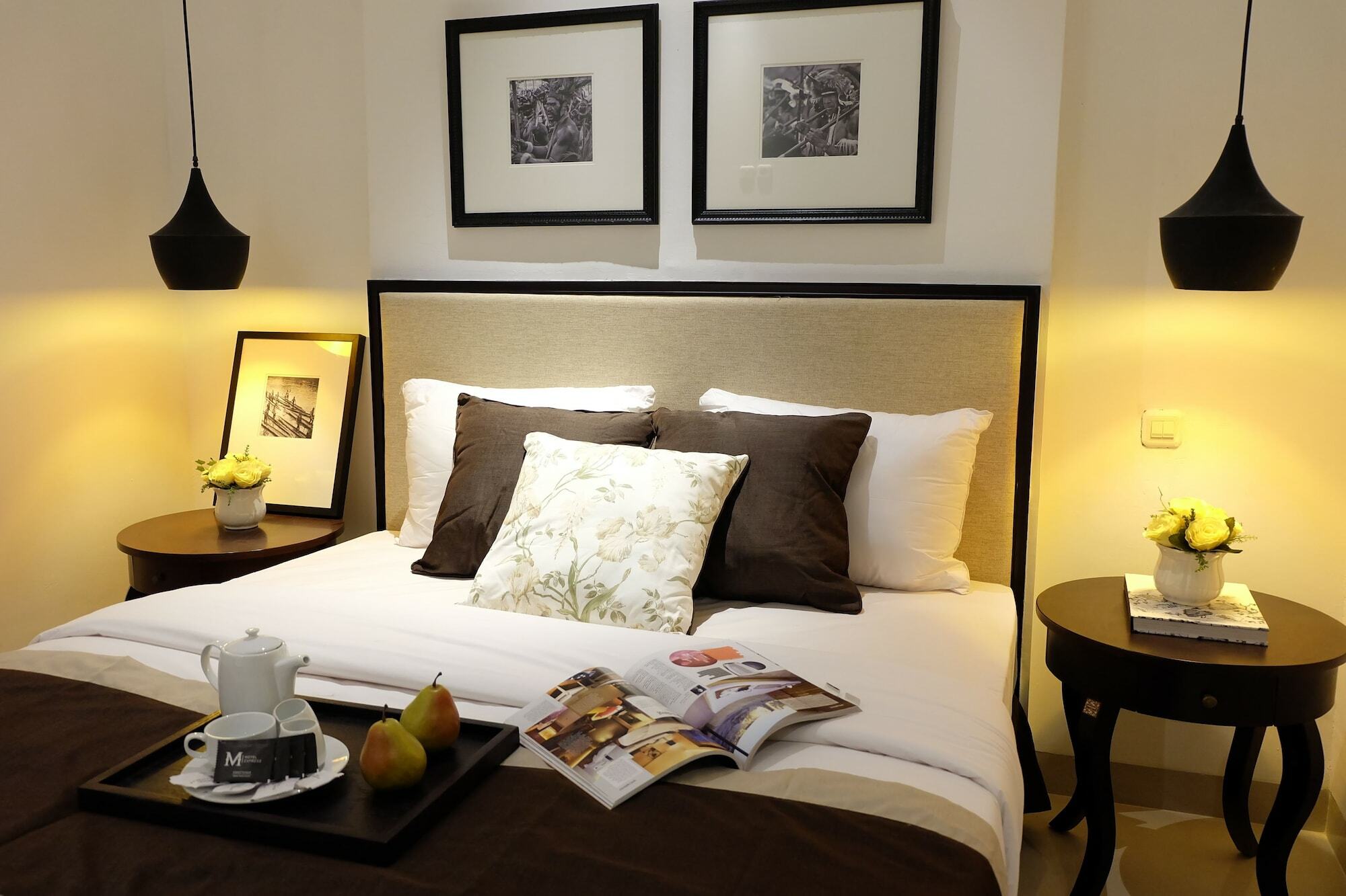 M Hotel Sorong Kültér fotó