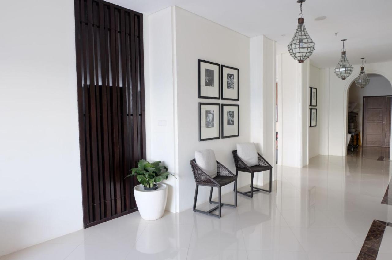 M Hotel Sorong Kültér fotó